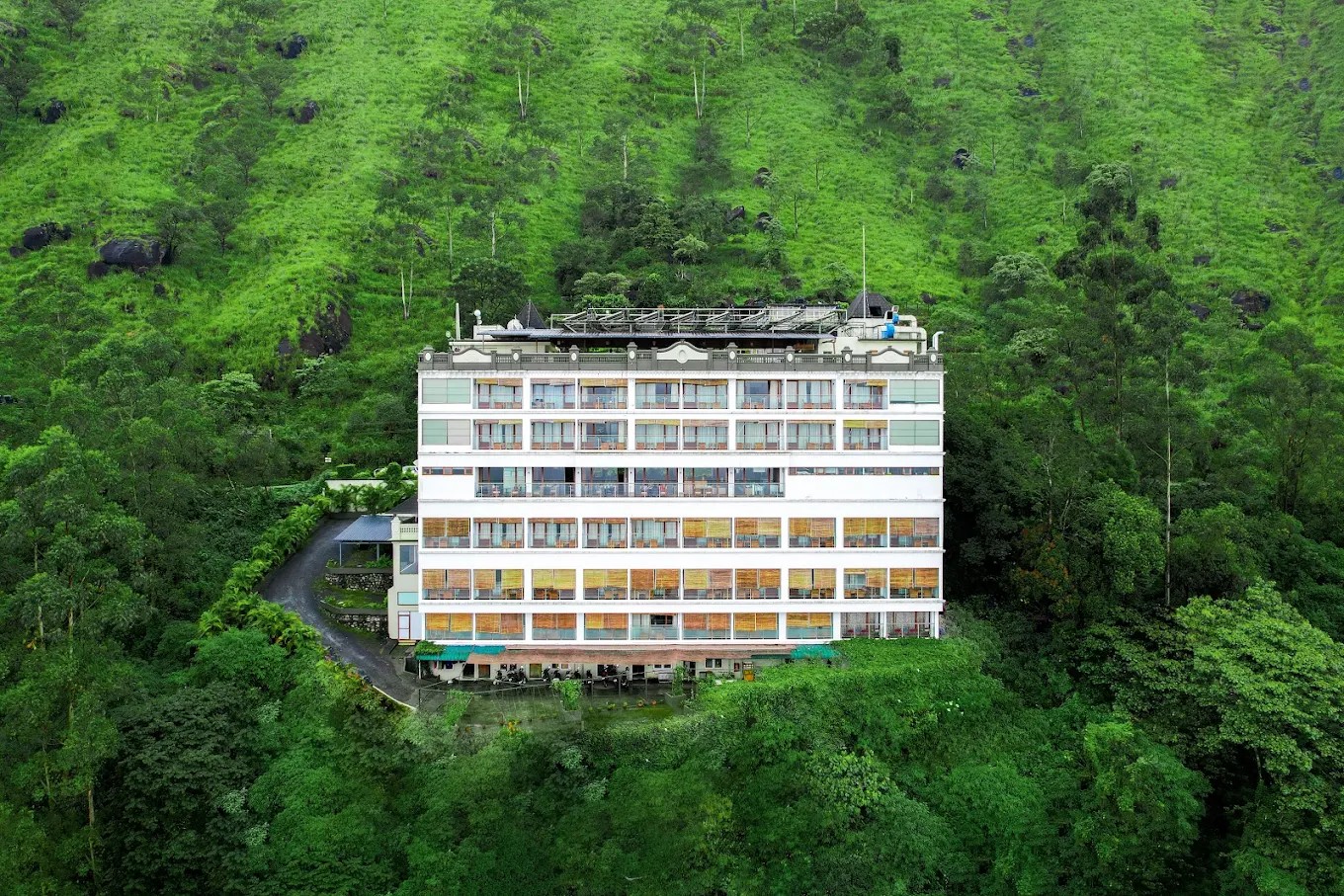/images/dealsbanner/Amber-Dale-Munnar.jpg