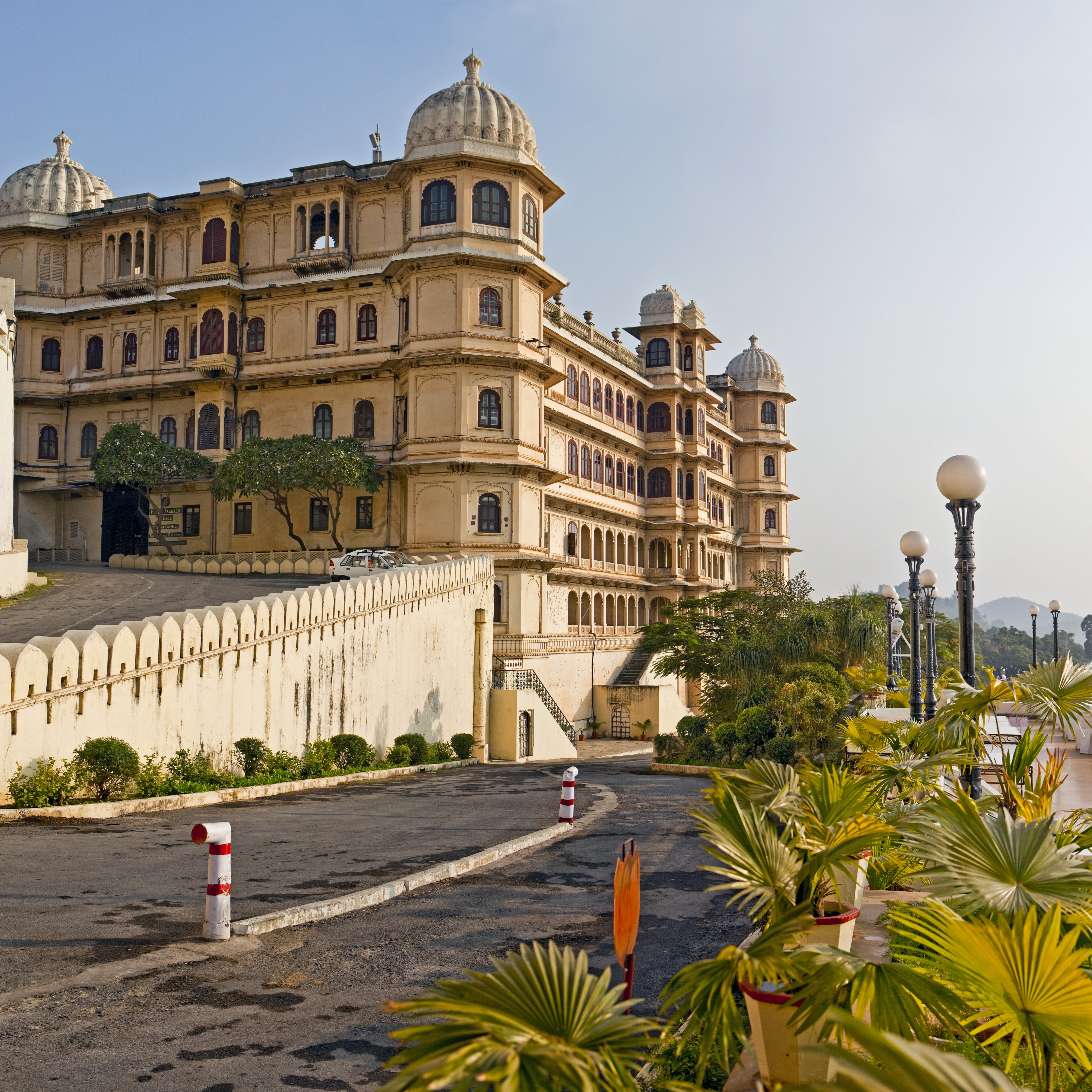 /images/destination/45299-the-city-palace-historic-palace-building-on-2026-03-25-02-52-22-utc.jpg