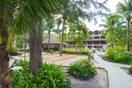/images/destination/Day10-Isoladicocco-beach-resort_1.jpg