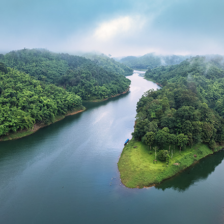 /images/destination/day-10-explore-thekkady_1.jpg
