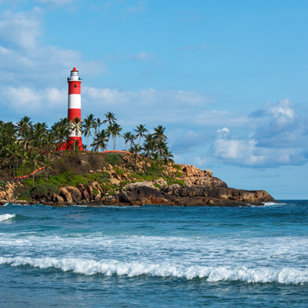 /images/destination/day_10_explore_kovalam-poovar-sm_1-new.jpg