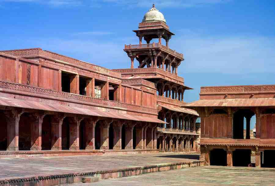 /images/destination/fatehpur-sikri-uttar-pradesh-india-2026-01-08-23-02-10-utc-(1).jpg