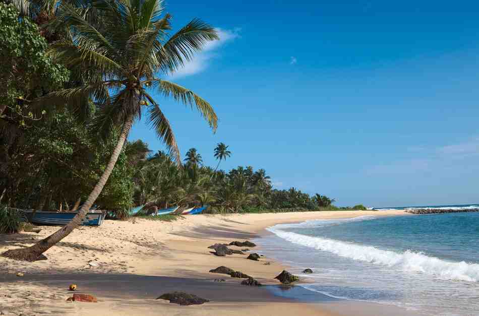/images/destination/idyllic-beach-sri-lanka-2026-01-05-04-54-51-utc-(1).jpg