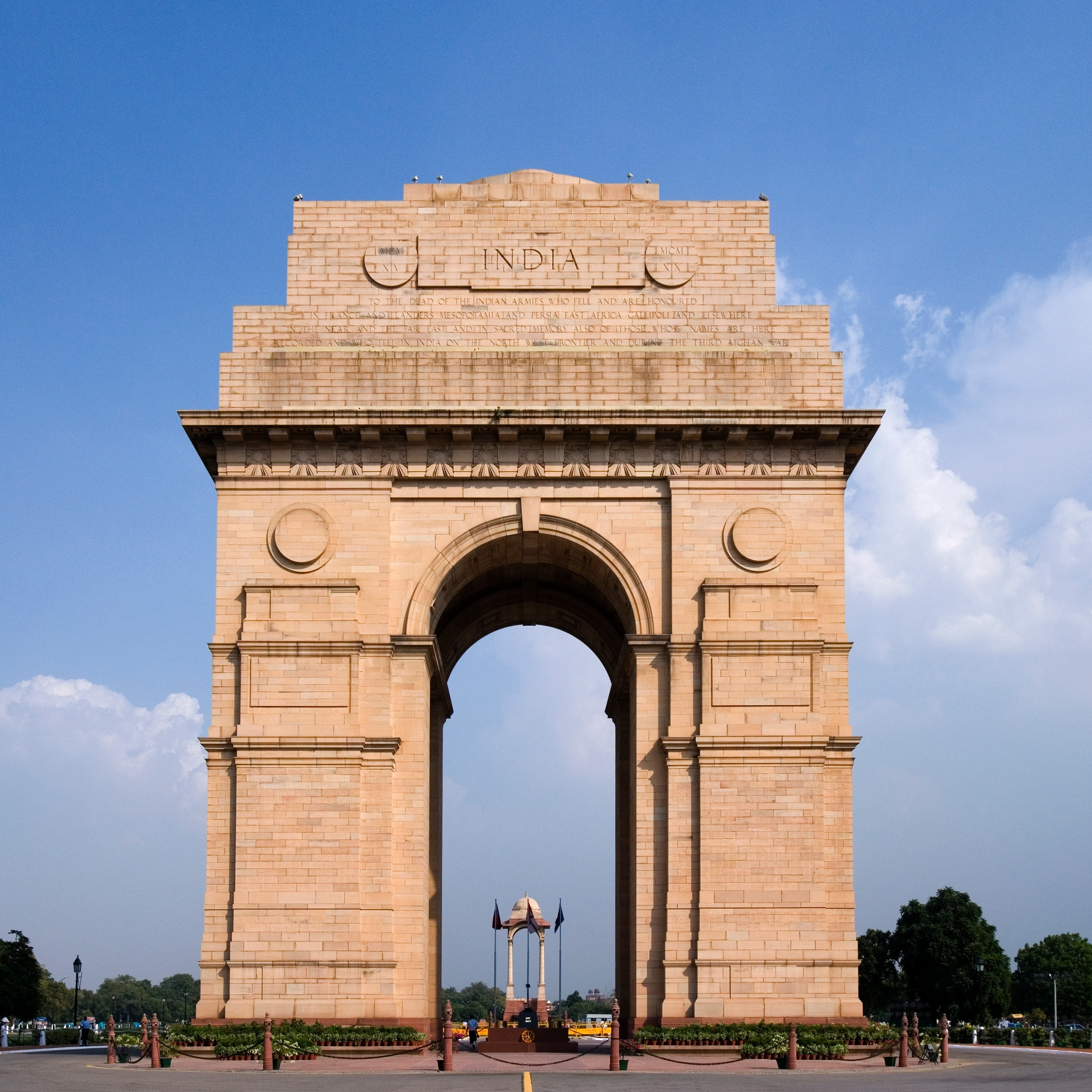 /images/destination/india-gate-new-delhi-india.jpg
