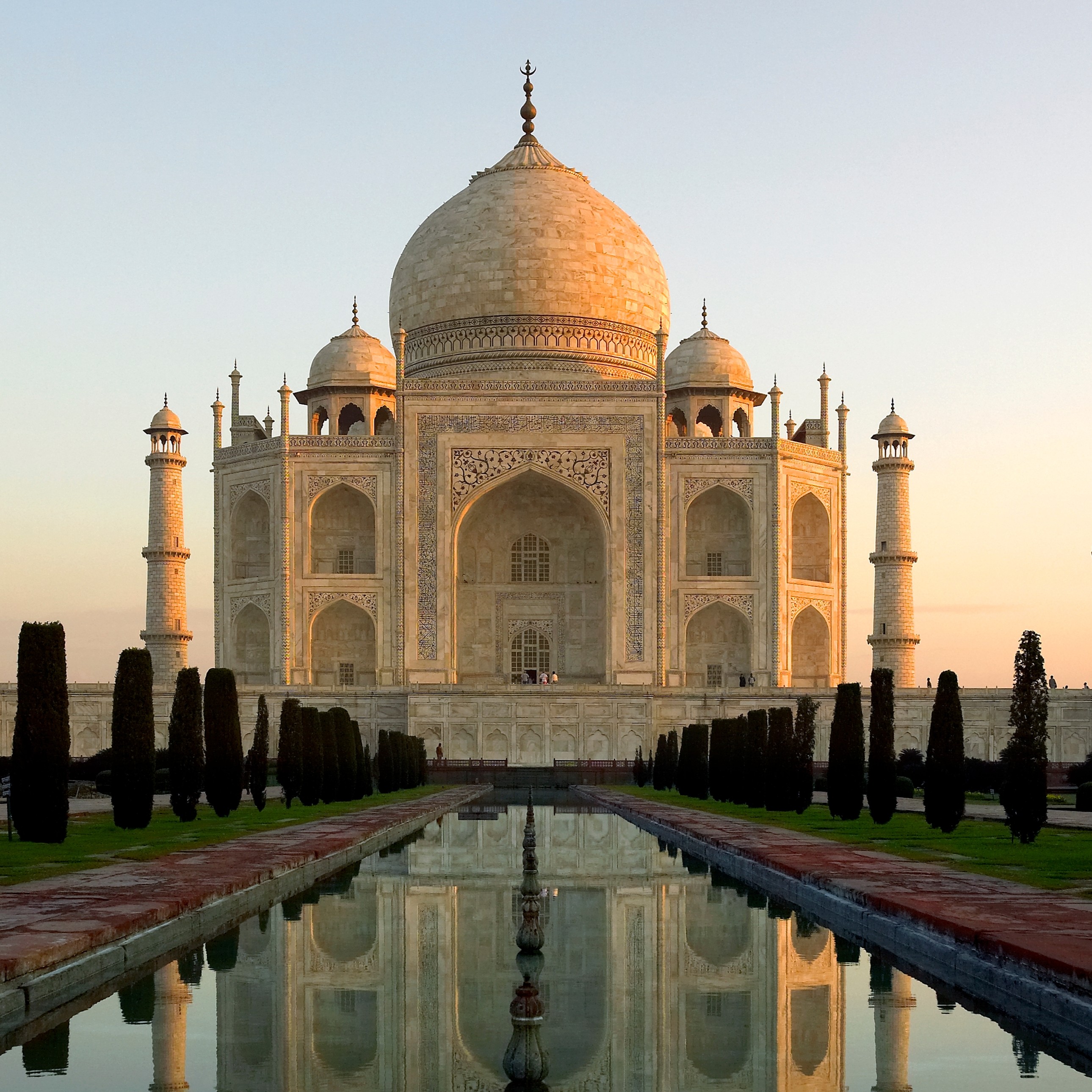 /images/destination/taj-mahal-agra-india-2026-03-24-14-11-12-utc.jpg