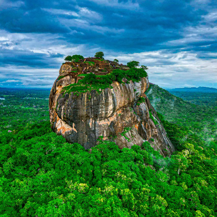 /images/destination/tropical-bliss-sri-lanka-paradise-iti-2.jpg