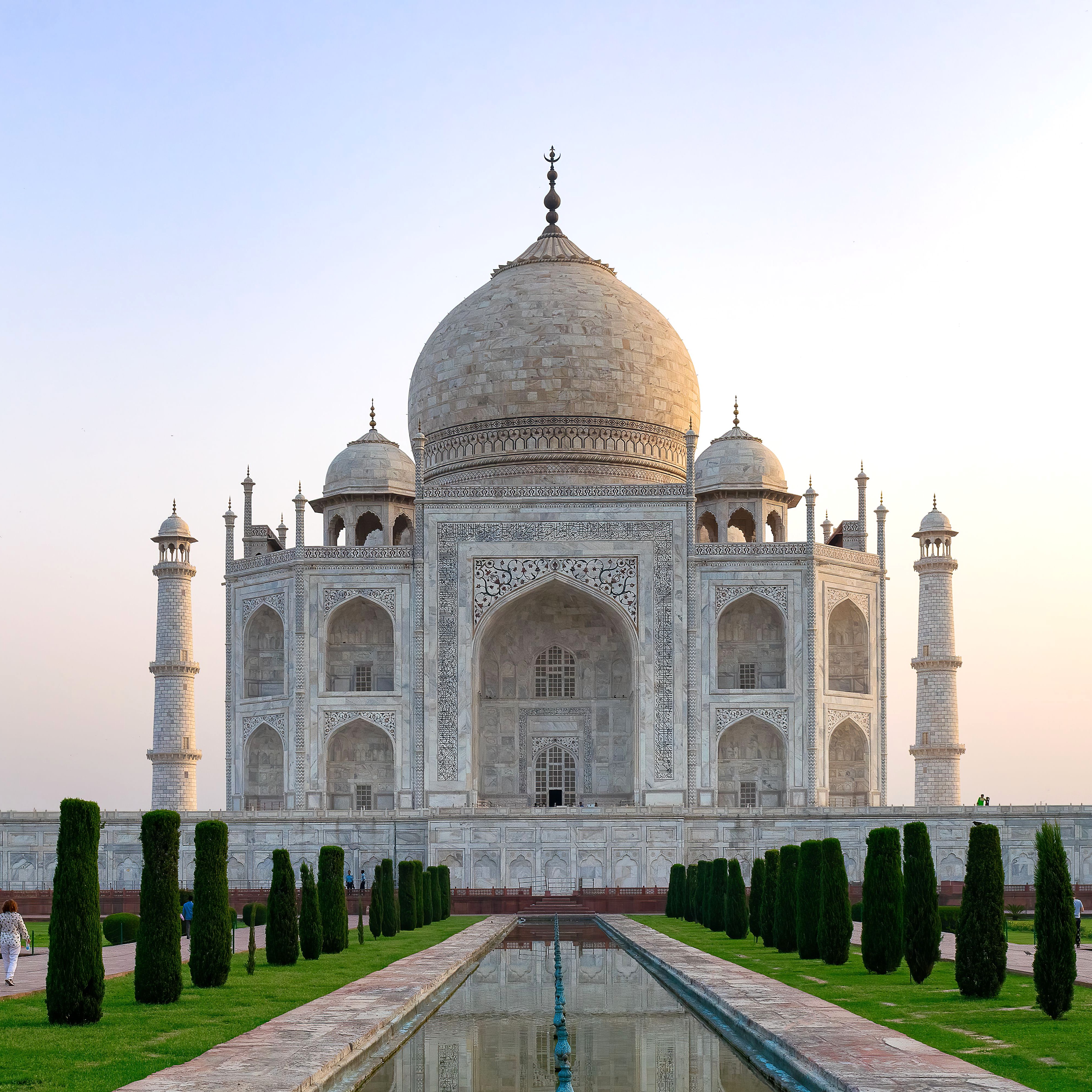 /images/destination/view-of-the-taj-mahal-in-agra-india-2026-03-18-16-04-12-utc_1.jpg