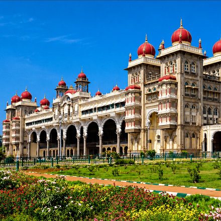 /images/destination/wildlife-and-heritage-tour-iti-2.jpg