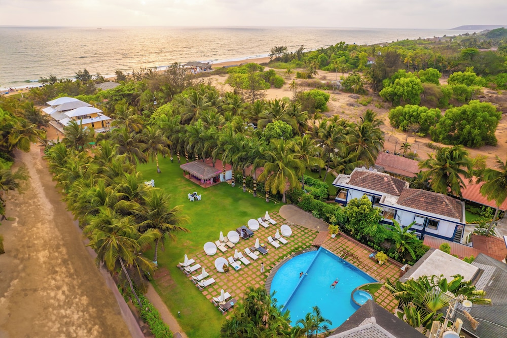 O Hotel Goa, Candolim Beach