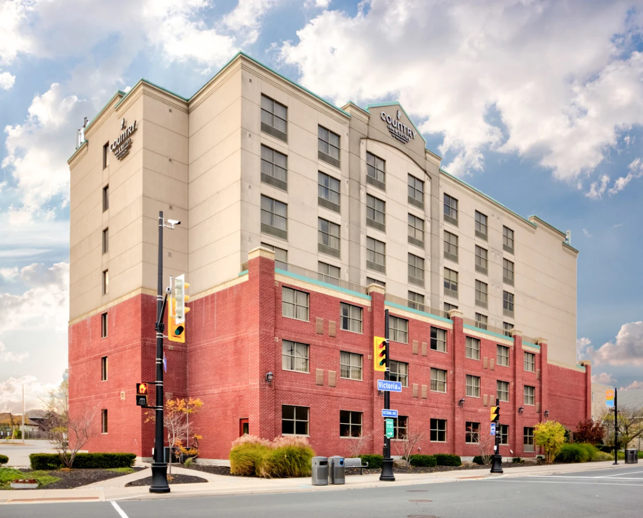 Country Inn & Suites